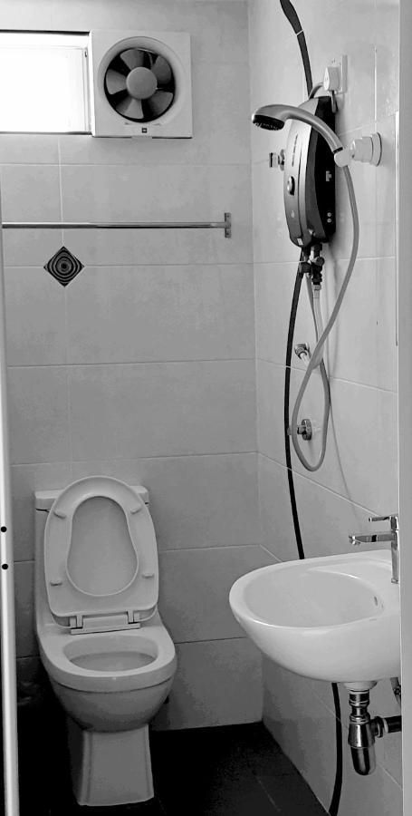 56 ホテル Mentekab エクステリア 写真